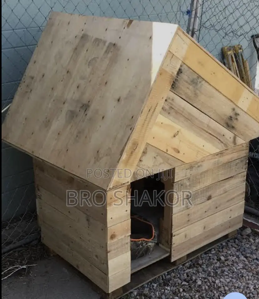 Wooden Pallet Dog Cages