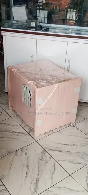 Plastic Medium Dog Cage