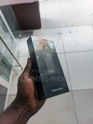 New Samsung Galaxy S24 Ultra 256 GB Green