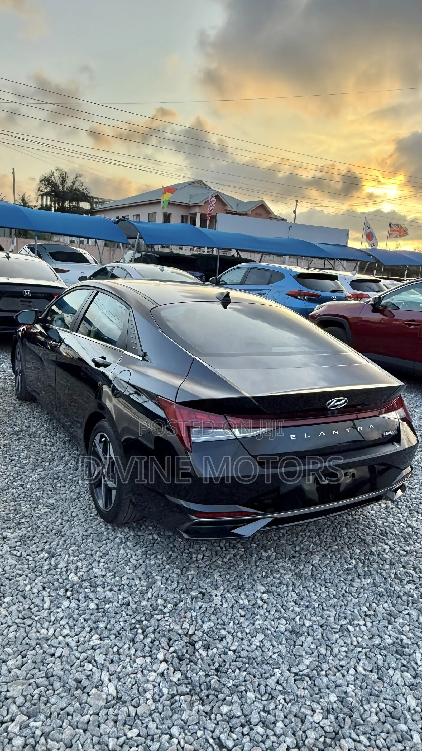 Hyundai Elantra Limited 2023 Black