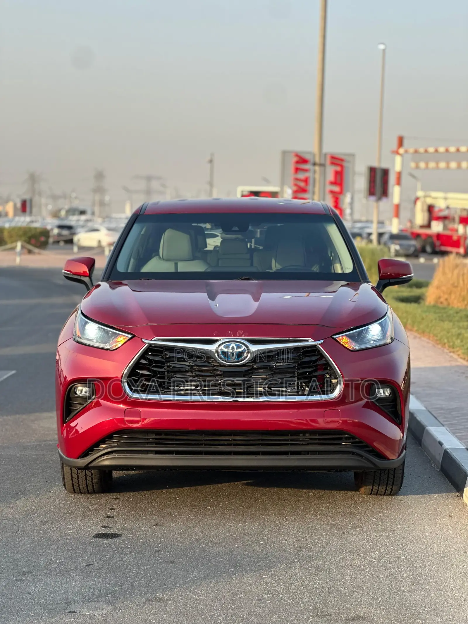 Toyota Highlander LE 2021 Burgundy