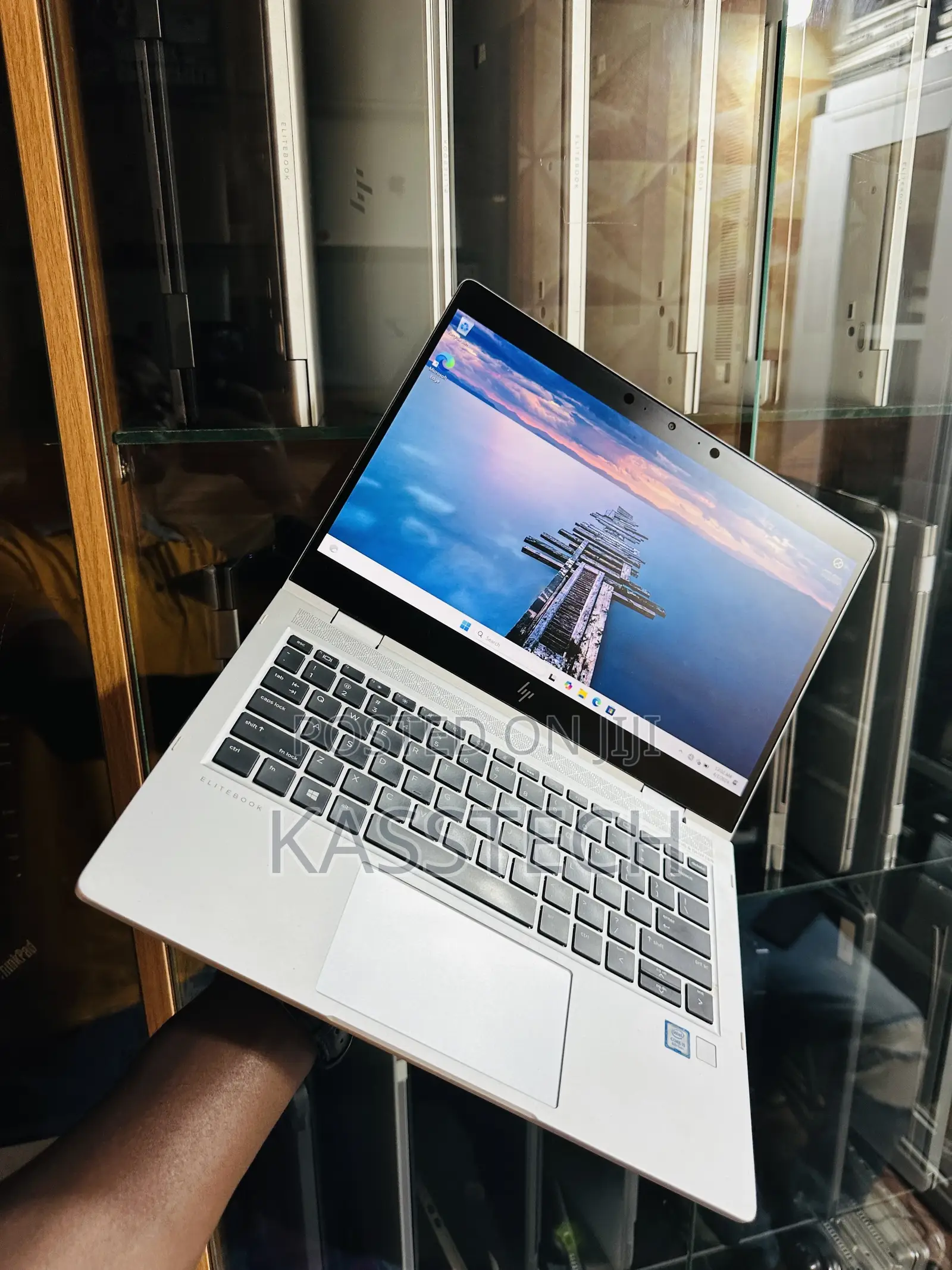 Laptop HP EliteBook 830 G7 16GB Intel Core I5 SSD 256GB