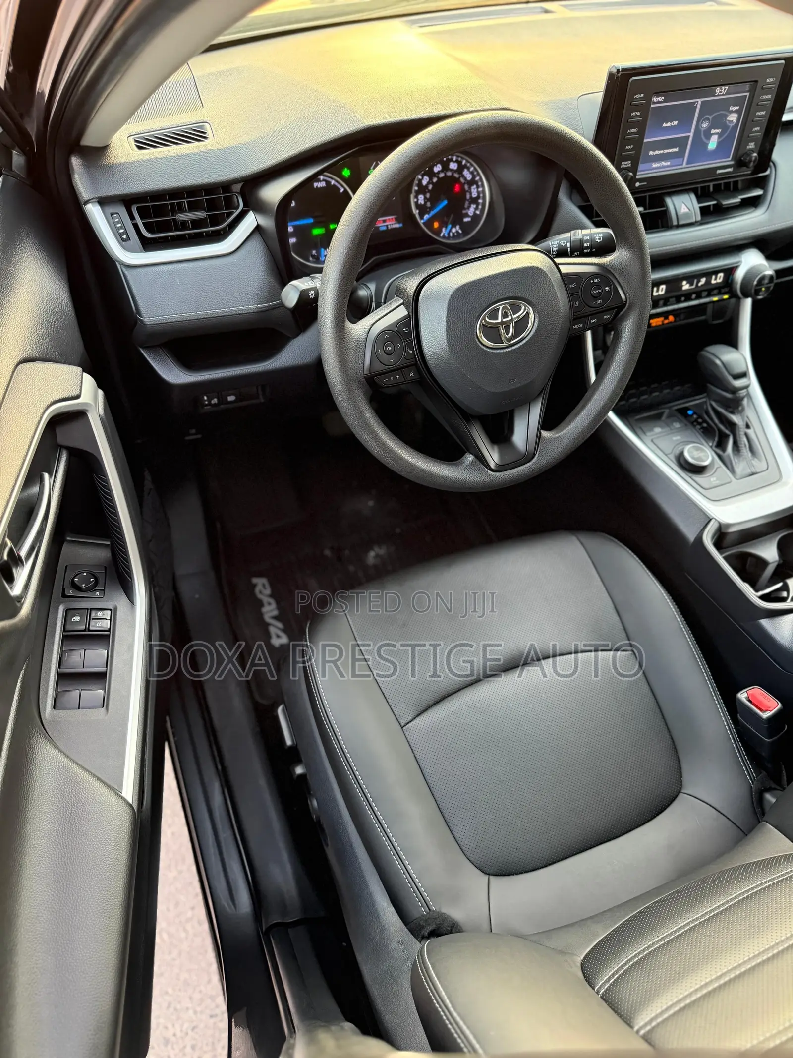Toyota RAV4 XLE AWD 2020 Gray