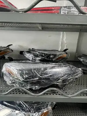 Toyota Corolla 2014-2015 Headlights Available