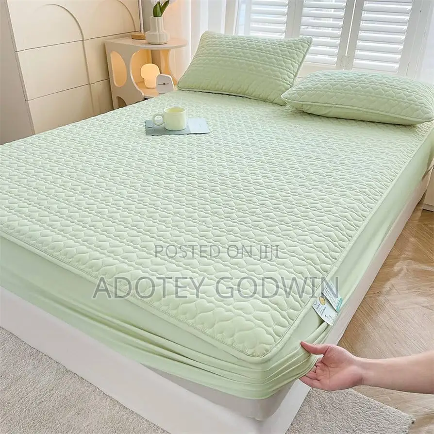 Waterproof Bed Cover (Double Bed Size)