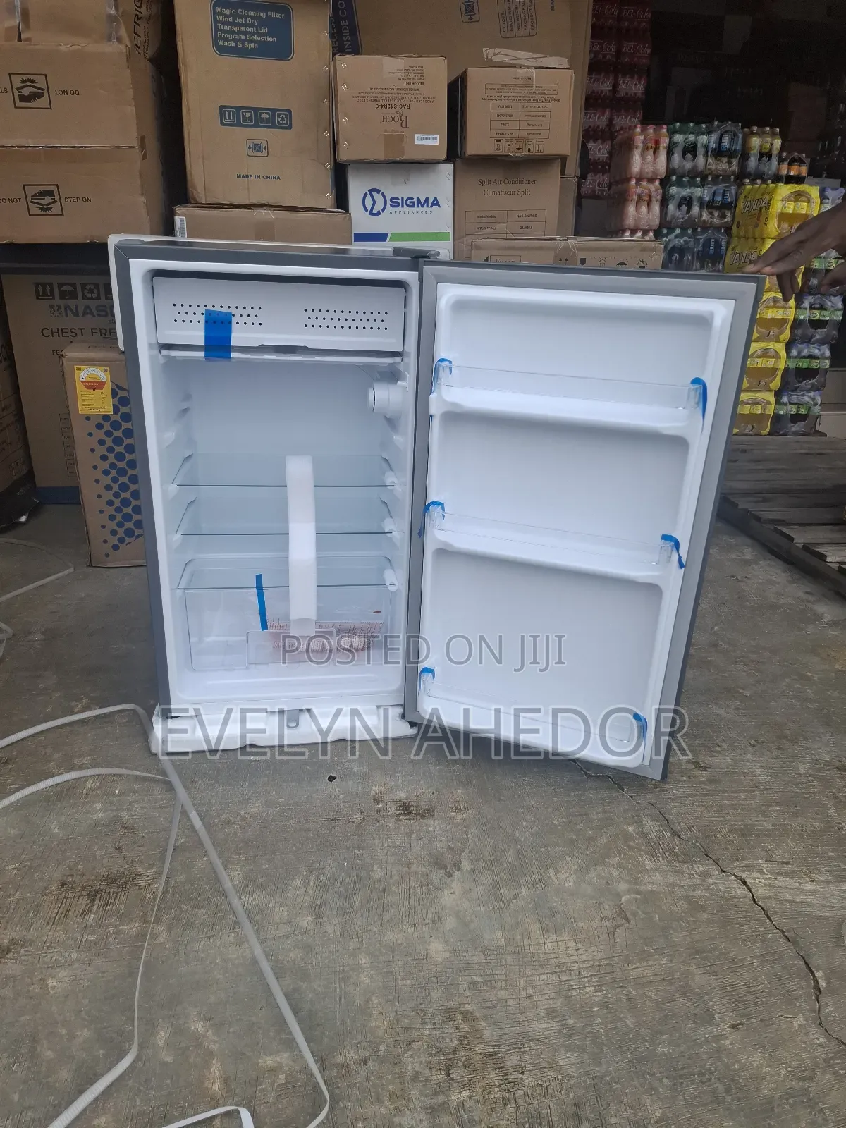 Quality Roch Table Top Fridge 92ltrs for Sale at Affordable Price