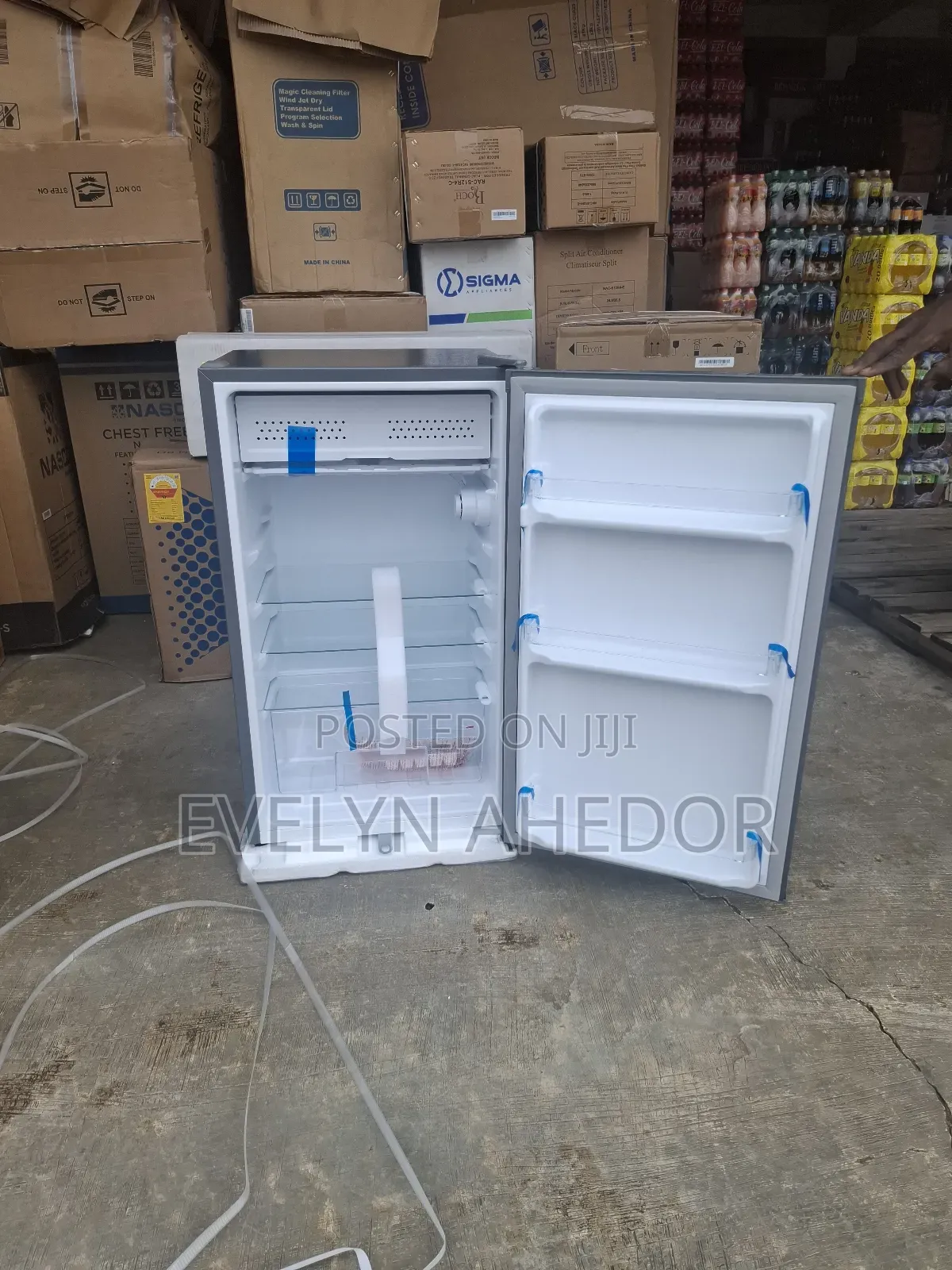 Quality Roch Table Top Fridge 92ltrs for Sale at Affordable Price