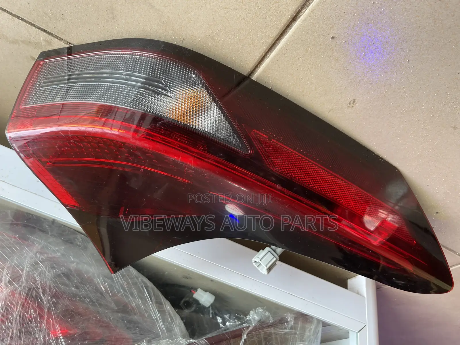 Nissan Rogue 2021-2024 Taillight Original (Used)