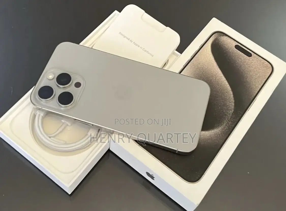 Apple iPhone 15 Pro Max 256 GB Silver