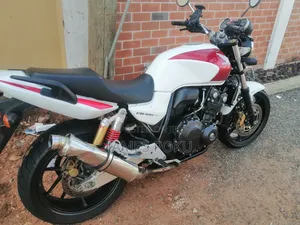 Honda CB 2020 White
