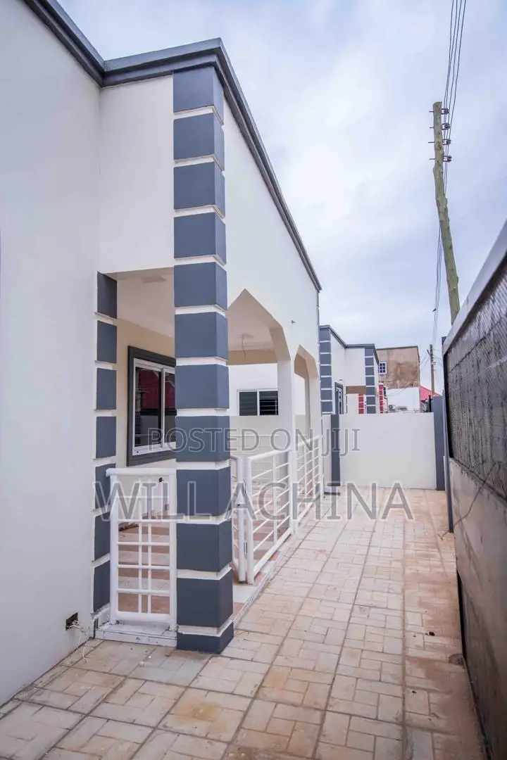 2bdrm House in Wya Real Estate, Oyarifa Mall Area for sale