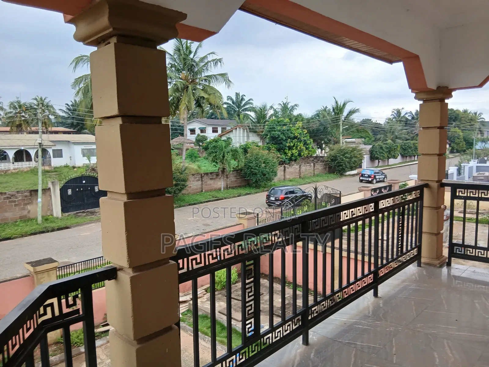 4bdrm House in North Legon for sale