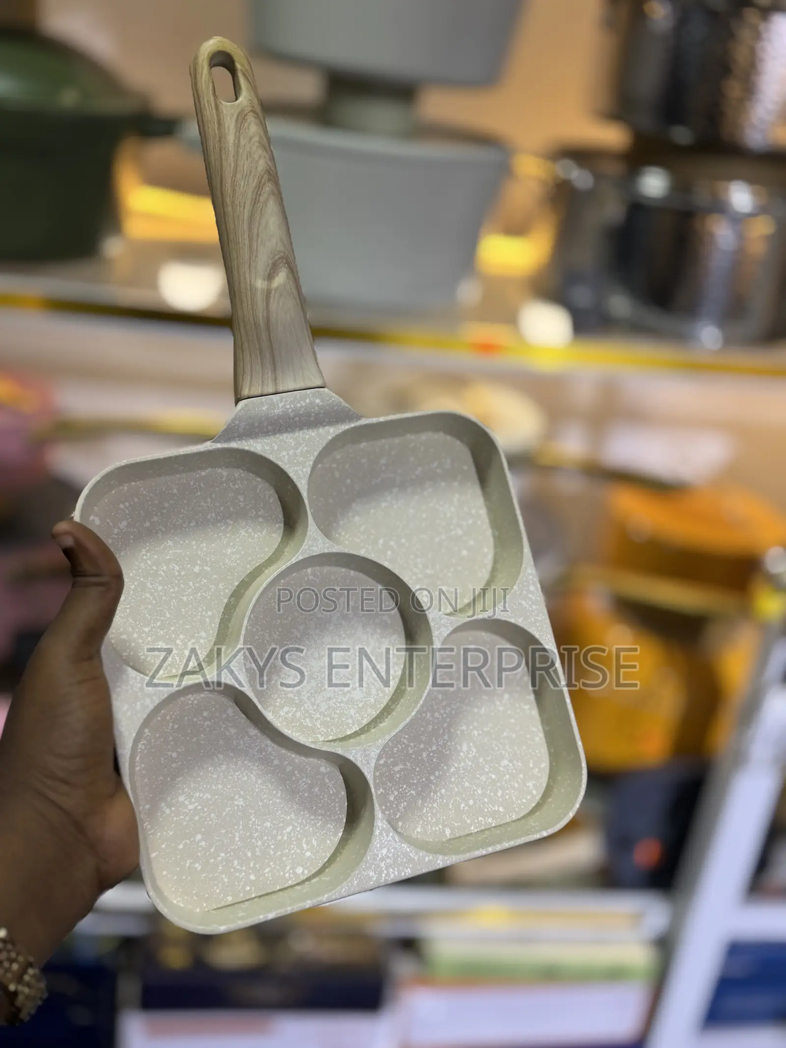 Omelette Pan 5holes