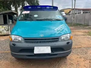 Toyota HiAce 2008 Green