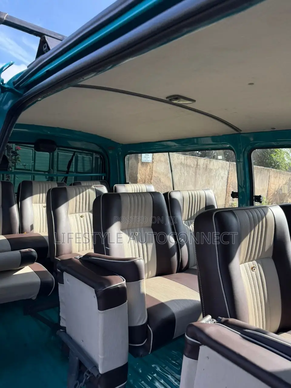 Toyota HiAce 2008 Green