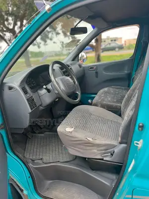 Toyota HiAce 2008 Green