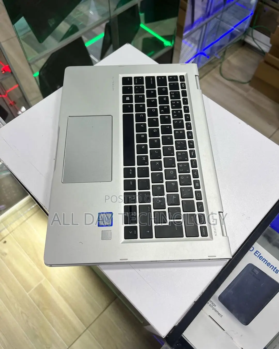 Laptop HP EliteBook 1030 8GB Intel Core I5 SSD 256GB