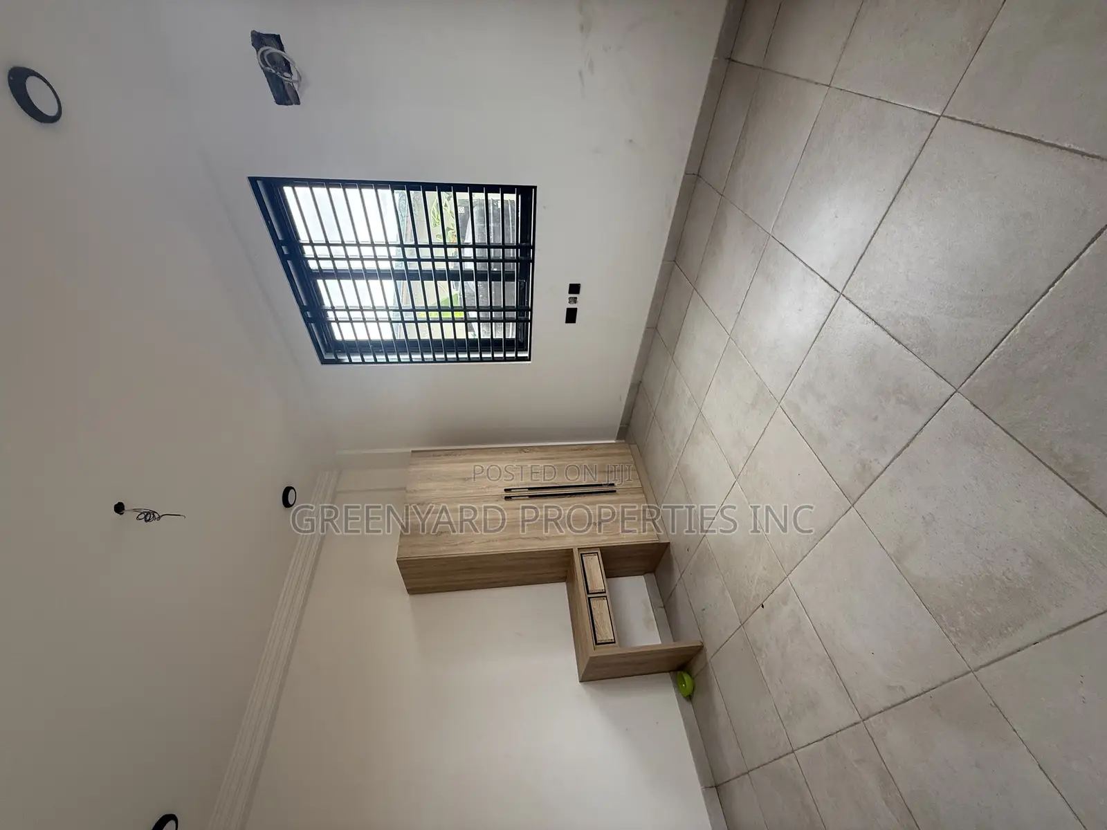 2bdrm Apartment in American House, East Legon for rent