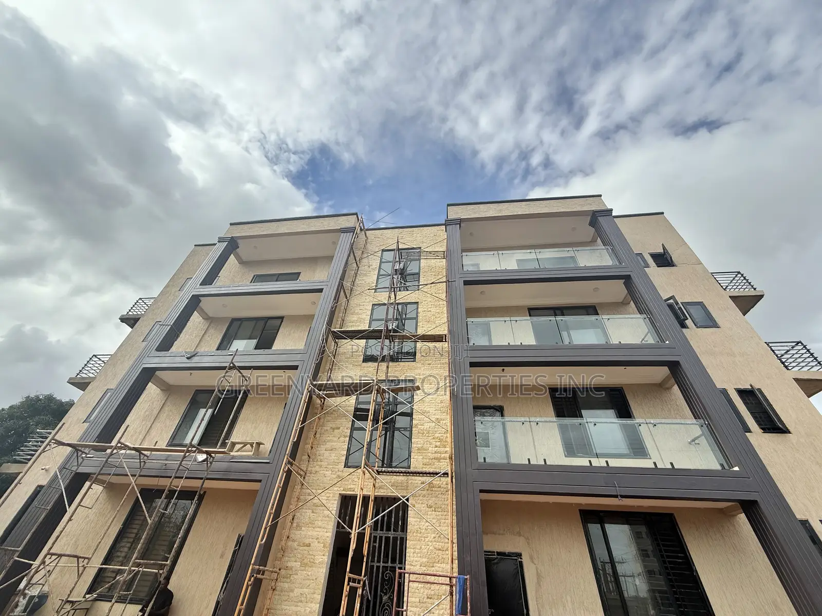 2bdrm Apartment in American House, East Legon for rent