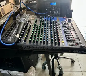 Yamaha Mg16xu 16-Channels Mixing Console