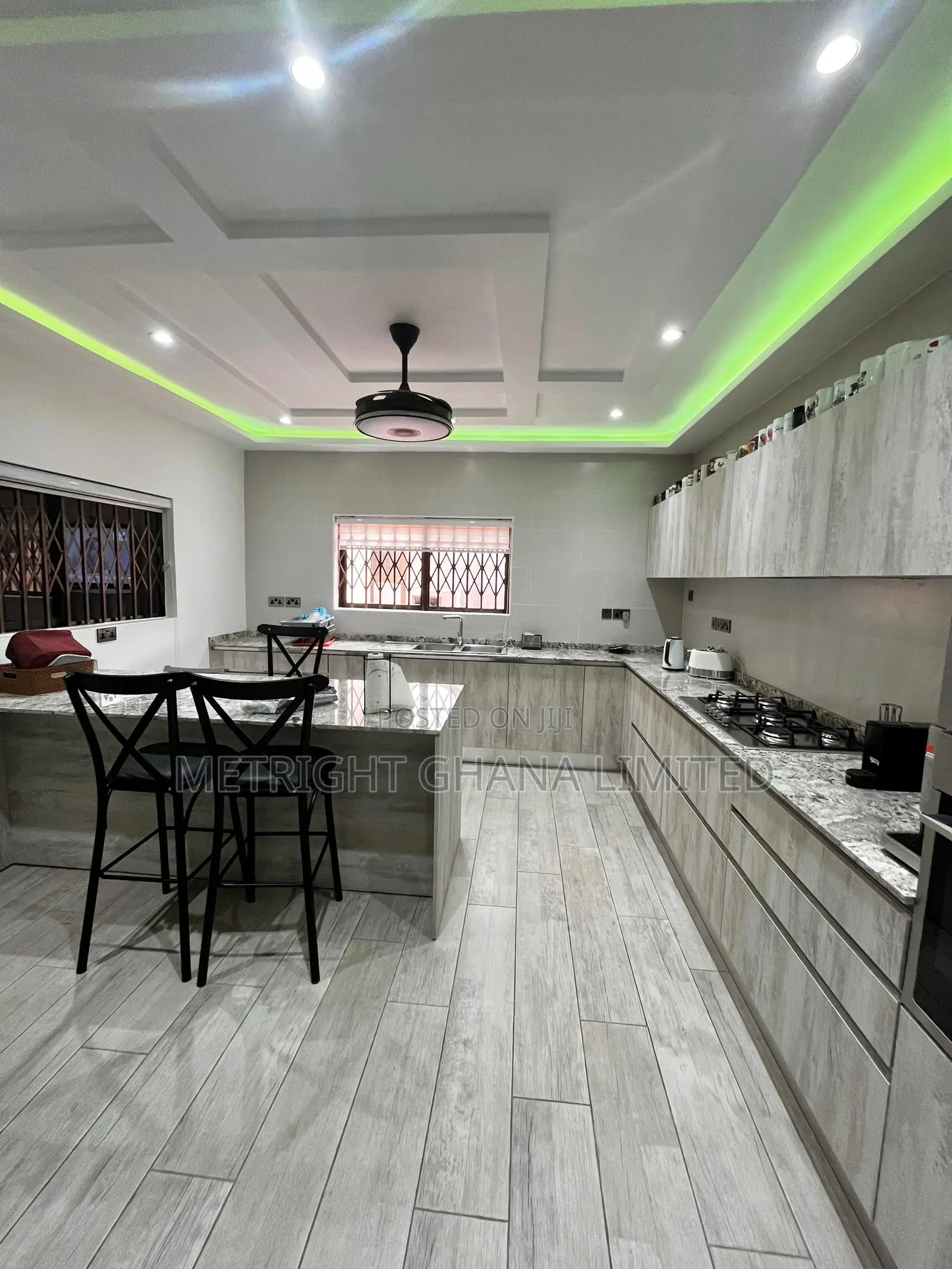 4bdrm Bungalow in Metright Ghana, Accra Metropolitan for sale