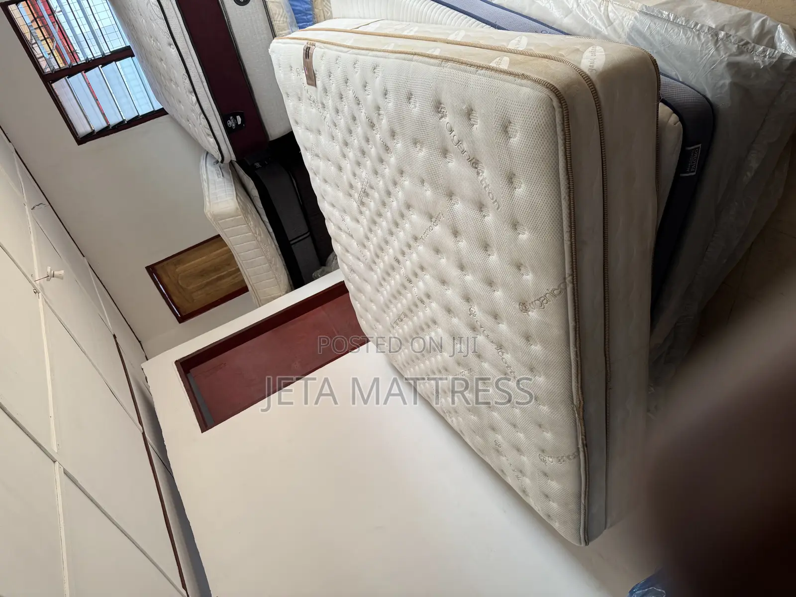 14 Inches Saatva  King Size(76/80/14)”