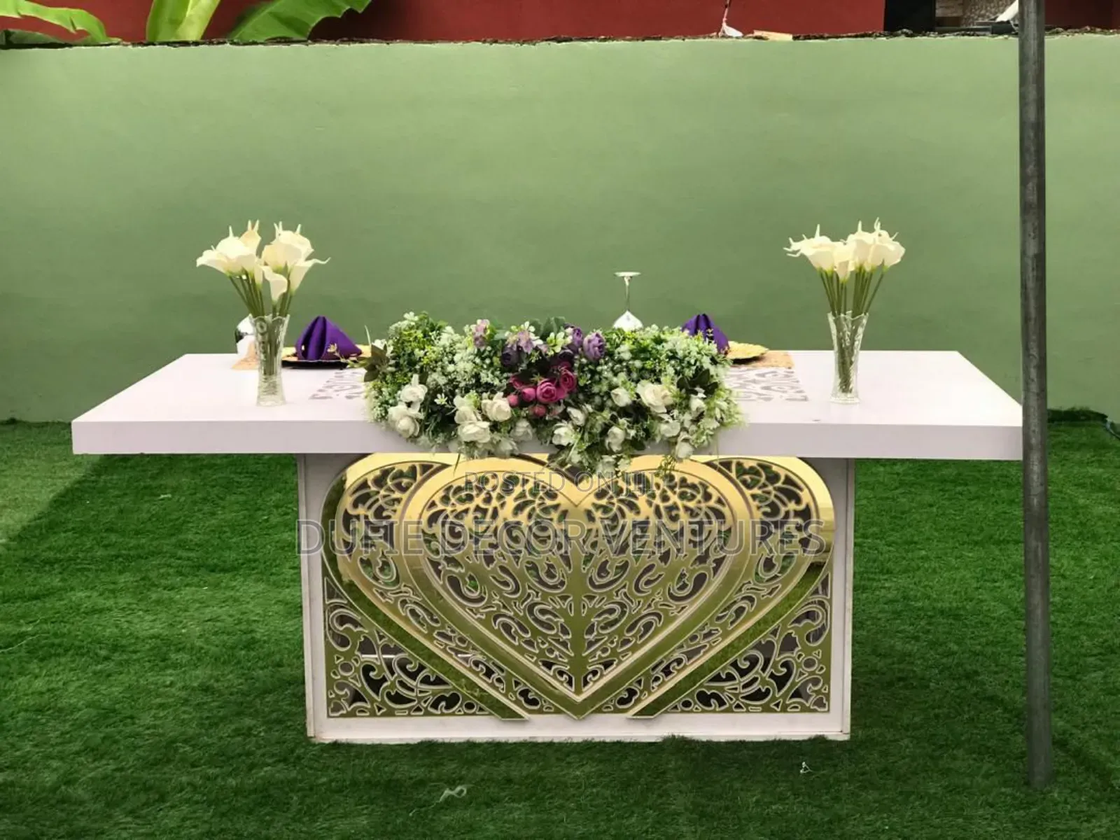 Rent Table for Couple
