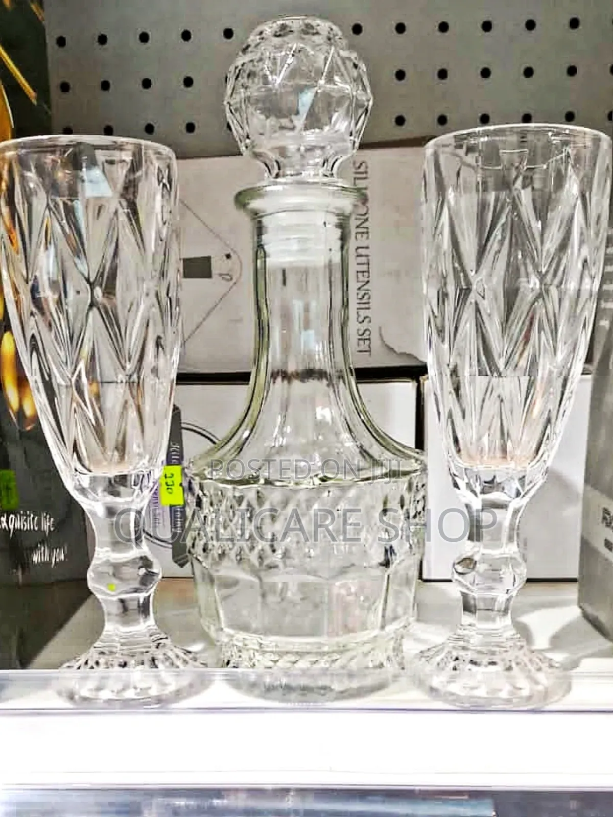 Decanter With 2 Glasses