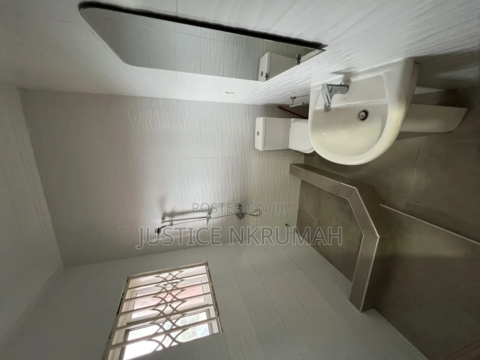 3bdrm Apartment in Mr Justice Estate, Old Barrier for rent