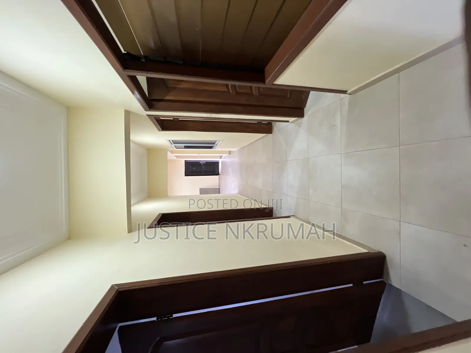 3bdrm Apartment in Mr Justice Estate, Old Barrier for rent