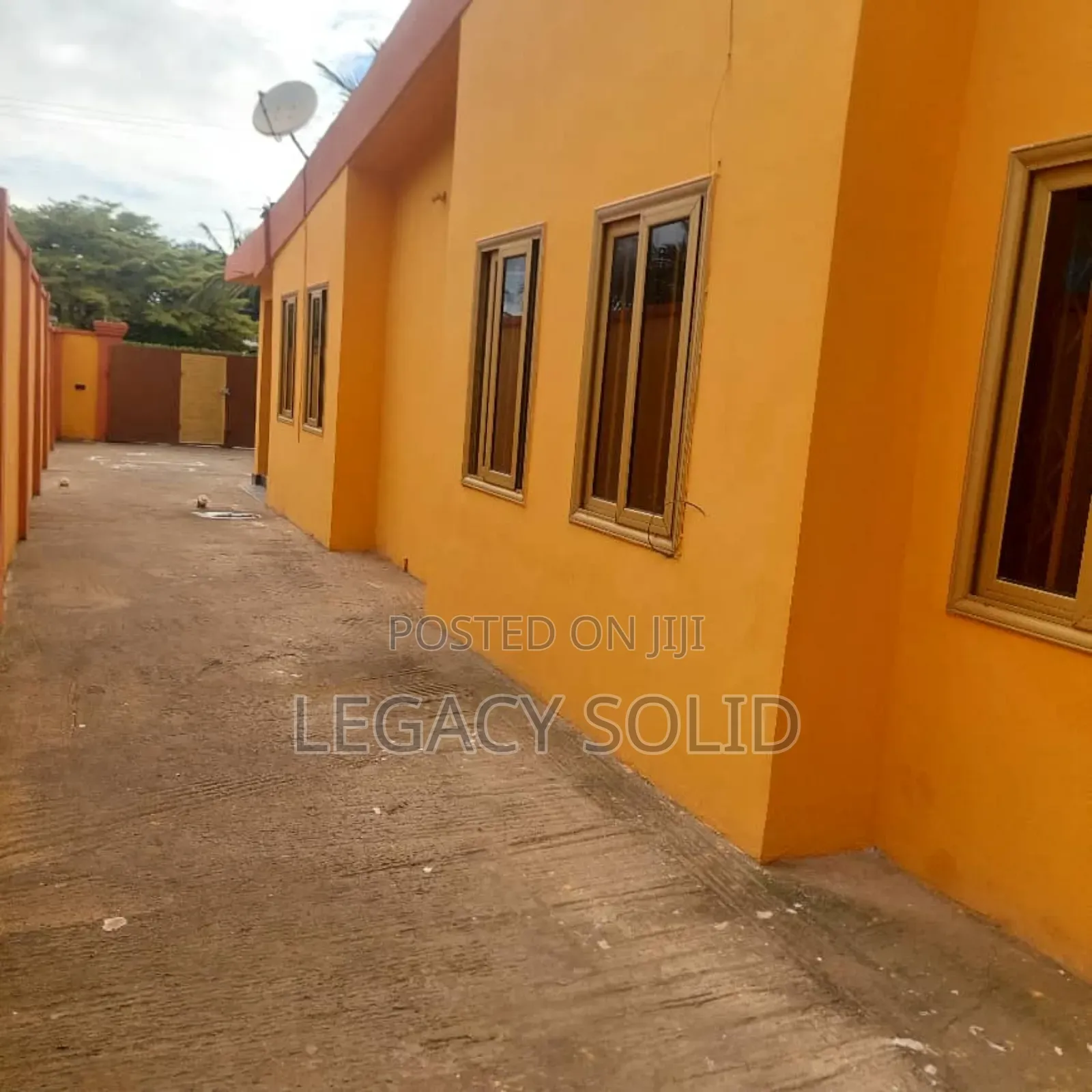 3bdrm House in Legacy Solid Real, Spintex for rent