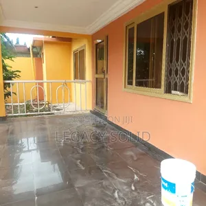 3bdrm House in Legacy Solid Real, Spintex for rent