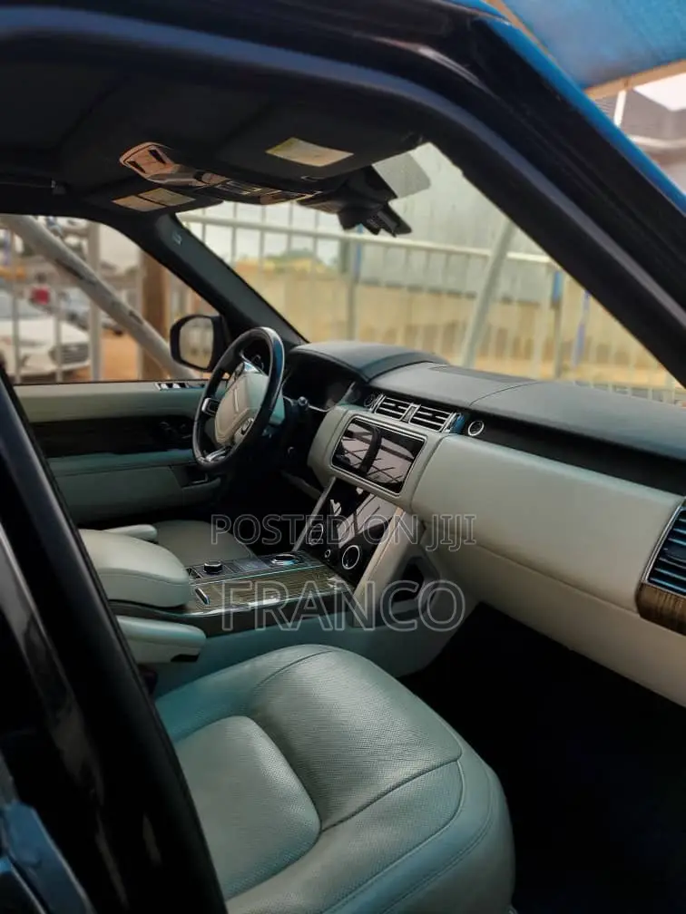 Land Rover Range Rover Vogue 2020 Black