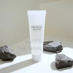 Madagascar Centella Tone Brightening Cleansing Gel Foam