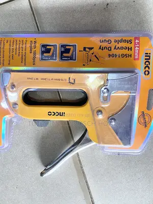 Stapler Industrial Type With Pins Smooth, Reliable Performance