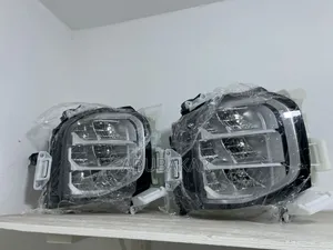 Mitsubishi Outlander 23 Headlight Pair Down