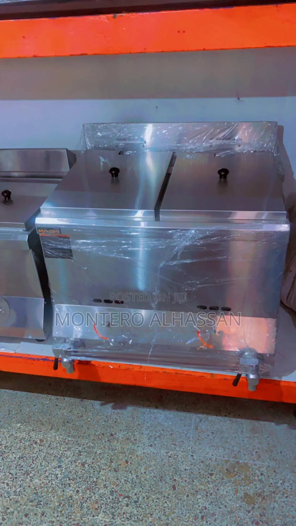 Gas Deep Fryer 2 Compartment 40liters Max Cap.