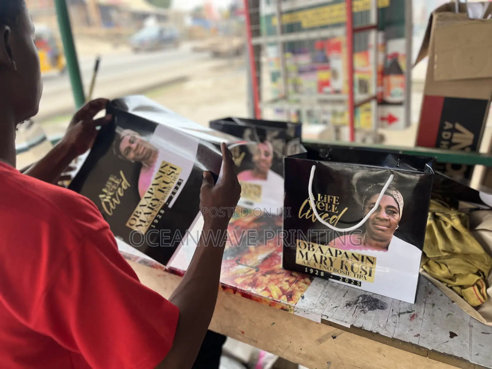 Polybag and Paperbag Printing and Customization