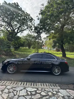 Mercedes-Benz C63 S RWD Sedan (4.0L V8 7A) 2017 Black