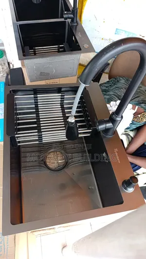 Single Stainless Kitchen Sink With Pull Tap