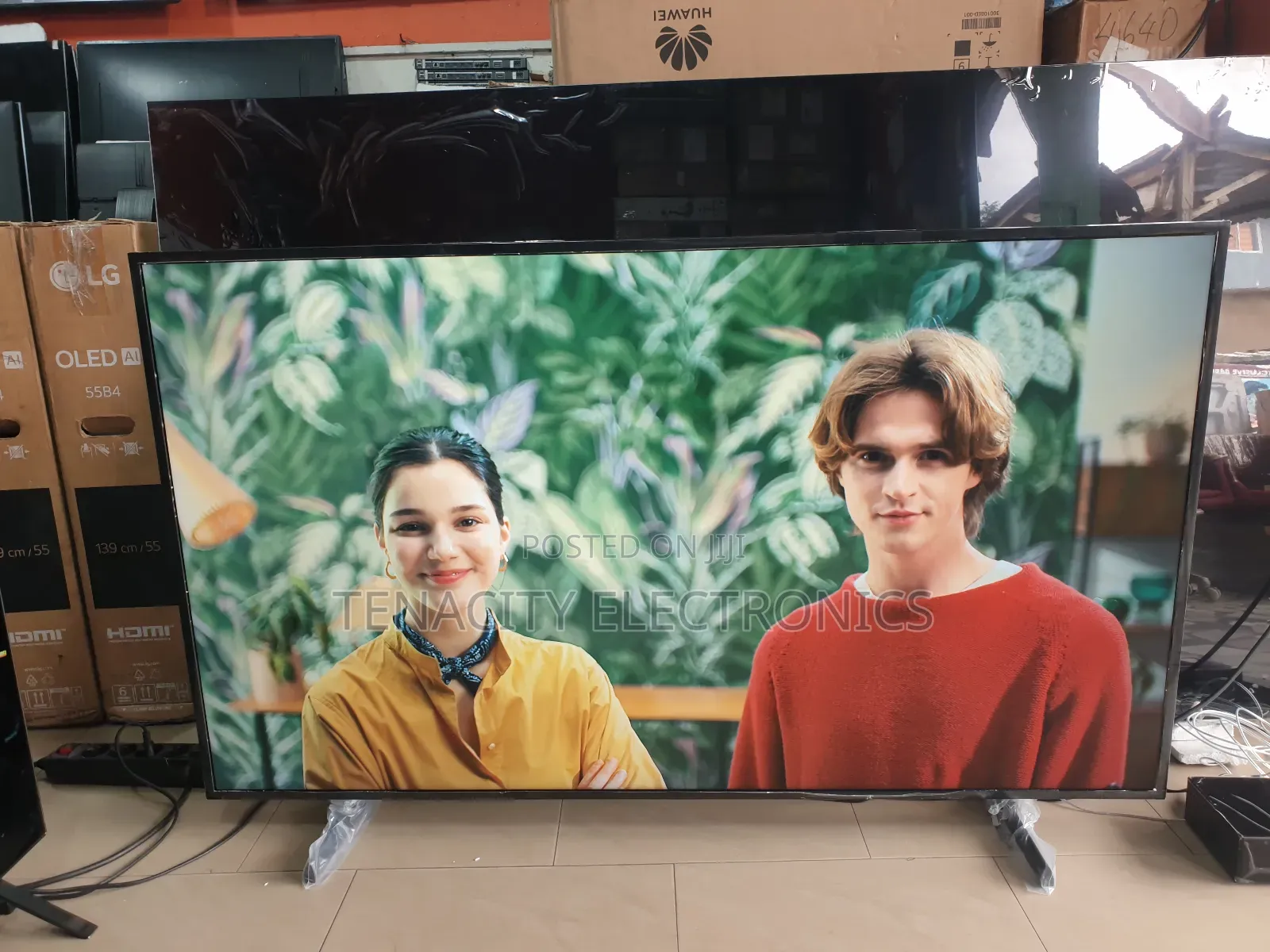 Qled Picture Frame 55"Samsung Uhd HDR Smart Satellite Tv