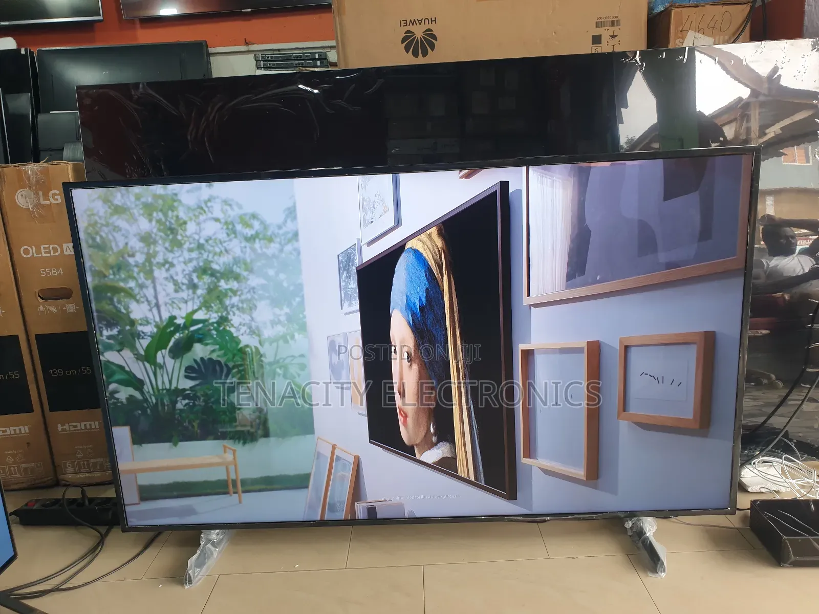 Qled Picture Frame 55"Samsung Uhd HDR Smart Satellite Tv