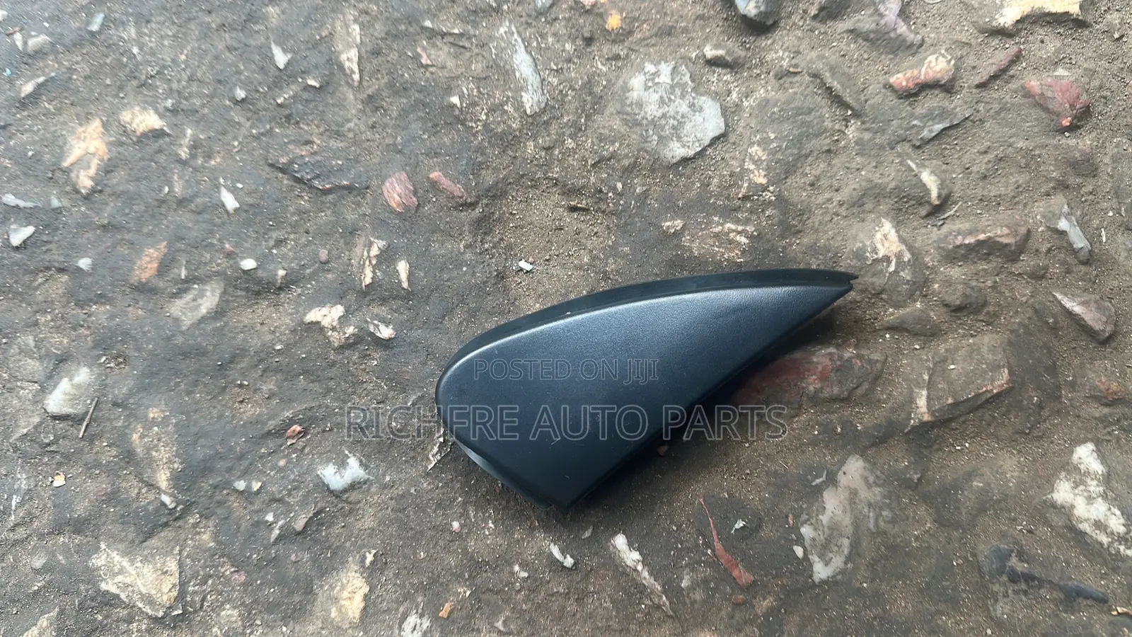 Corolla 2014,2015,2016,2017 Mirror Pad