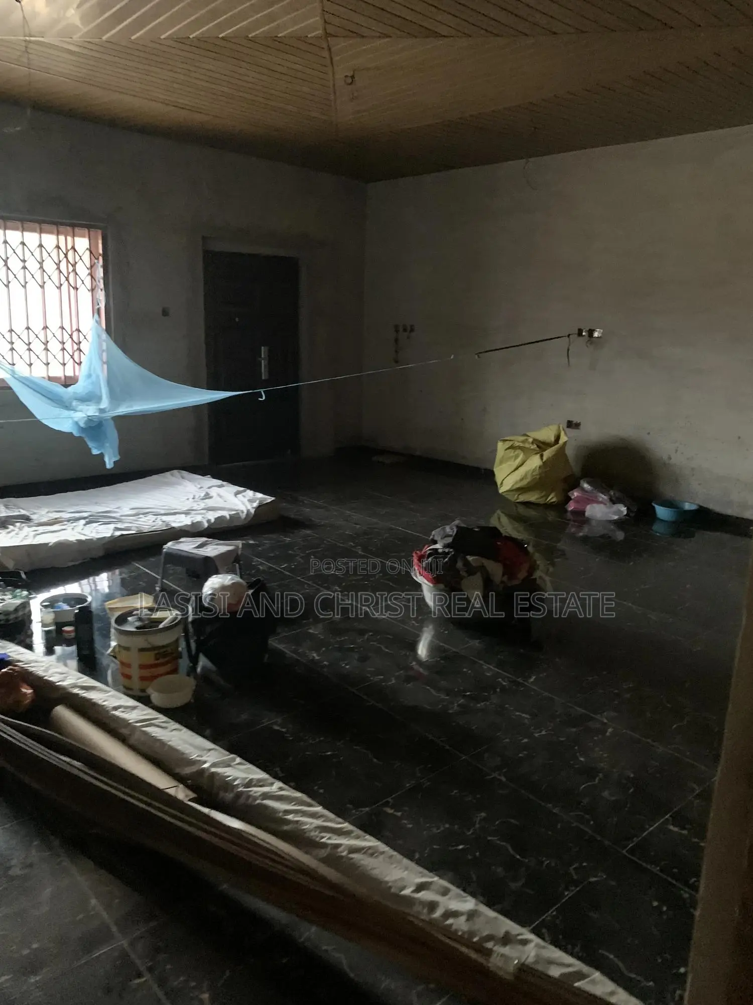 5bdrm House in Lasisi And Christ, Amasaman for sale
