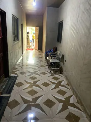 5bdrm House in Lasisi And Christ, Amasaman for sale