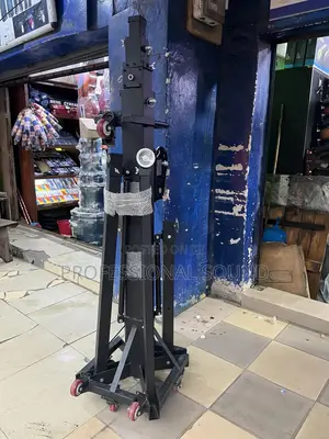 Line Arrays Stand