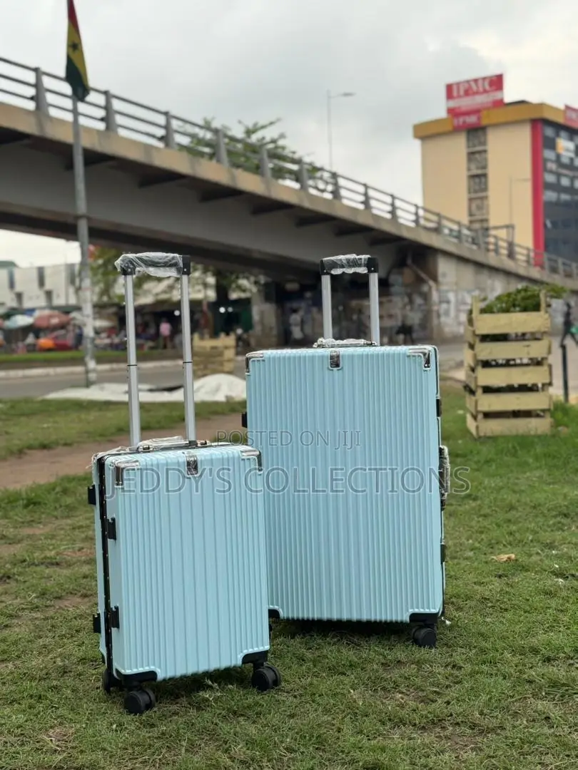 Single Sizes Classy Luxury Zipless Luggage With 360 Wheels