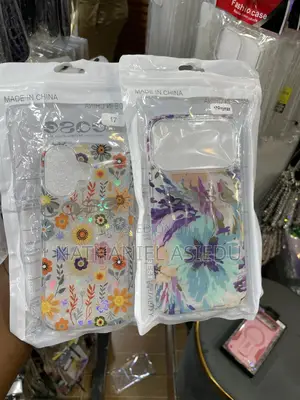 Hone Case With a Holographic Feather for iPhone 17 -Iphone 17 Pro Max
