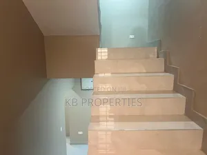 6bdrm House in Kb Properties, Spintex for rent