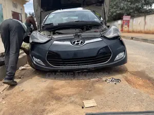 Hyundai Veloster Front Bumper Complete Available